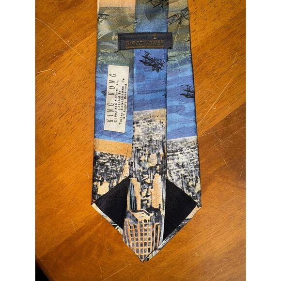 Vintage 1992 King Kong 100% Silk Necktie Directions RKO Pictures - Picture 5 of 5